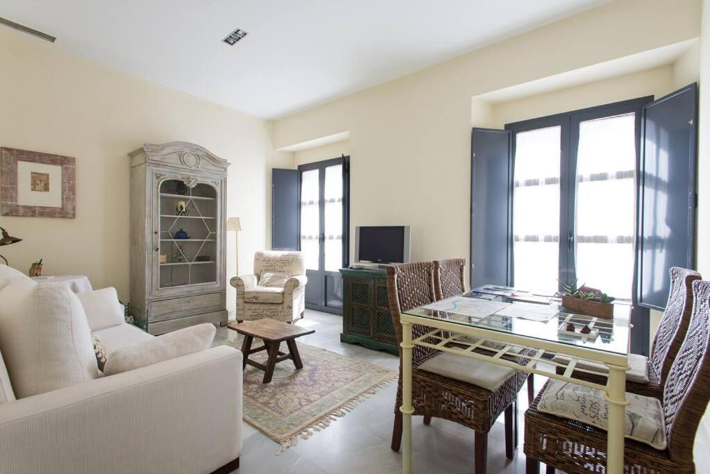 Appartement Apt. Sierpes-cuna, Wifi, Hvac Séville